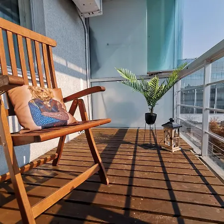 Διαμέρισμα Daily Apartments- Viru Sunny Studio With Balcony *